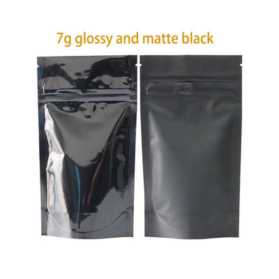 Los pequeños bolsos negros de la mala hierba 1/4oz para el Ziplock del CR de las flores del cáñamo se levantan la bolsa